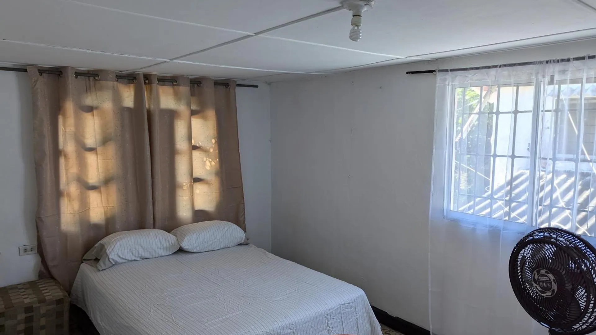 Guest house Baq Central Point Barranquilla  Colombia