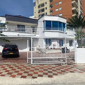 Pensión Casa Blanca Ciudad Jardin, Barranquilla (Atlantico)